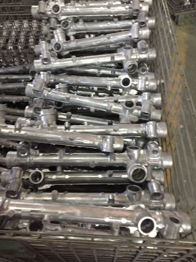 Steering gearbox housing steering shaft case mould maker die casting molding