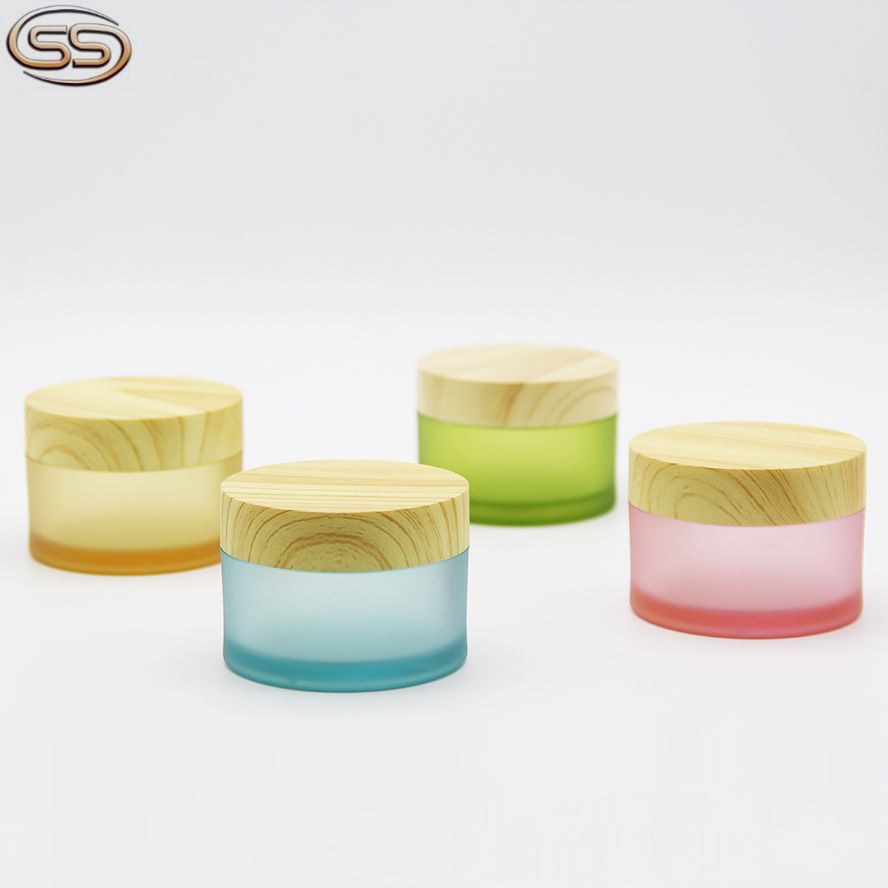 PET plastic frosted cream jar with wooden lid