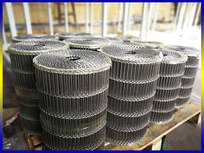 Good Air Permeability Chocolate Baking Metal Conveyor Flat Flex Belt