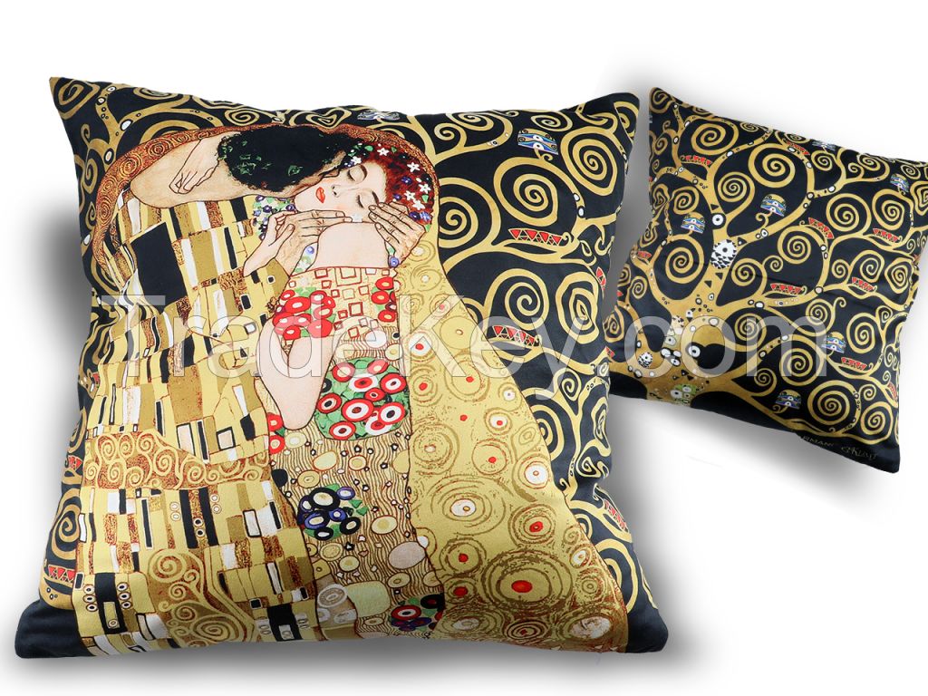 Pillow With Filling/Zipper- G.Klimt - The Kiss