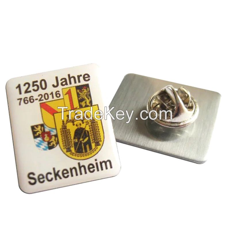 Wholesale Customized Lapel Pin with Butterful Clutch Promotion Gifts