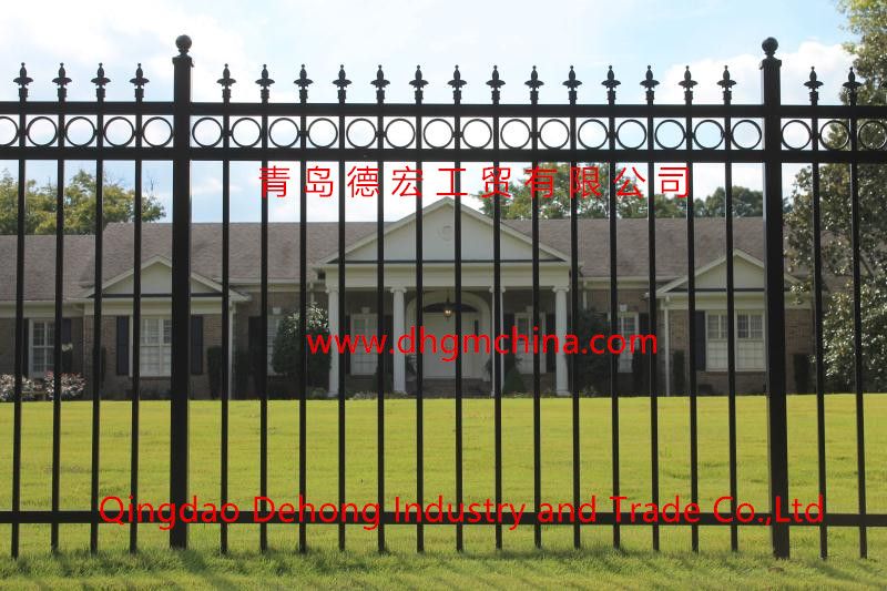 China Ornamental Wrought Iron Fences with powder coated