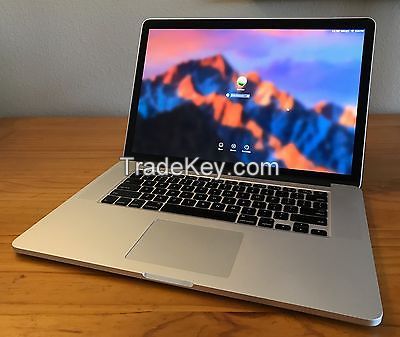 Apple Macbook Pro 15 inch Retina W/Touch Bar 512GB/16GB (MLW82ZP/A) *Silver