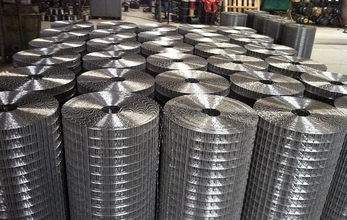 Galvanized / PVC Coated Welded Wire Mesh Roll