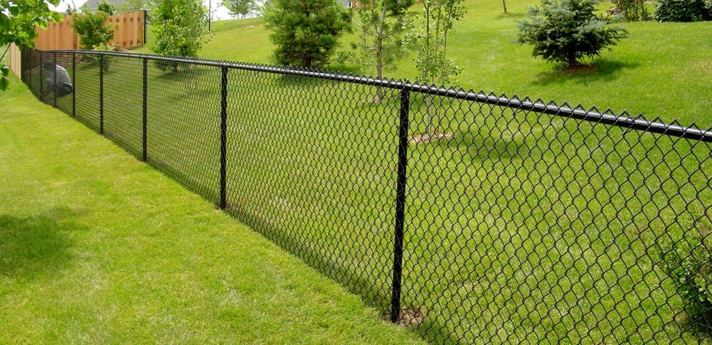 Chain link fence wire fencing security fence