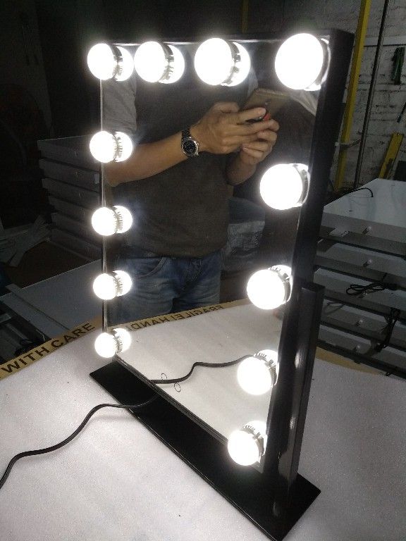 hollywood vanity mirror