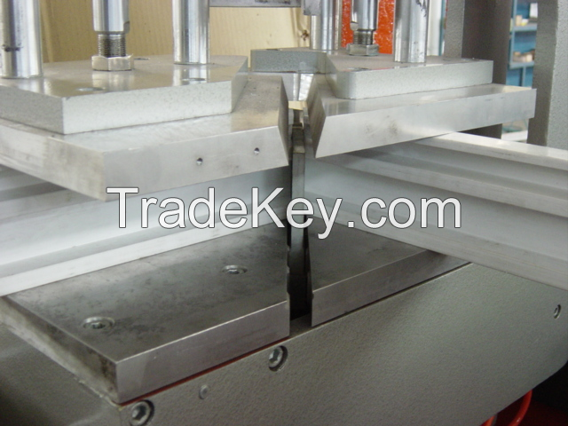 Single Head Welding UPVC Window Making machine