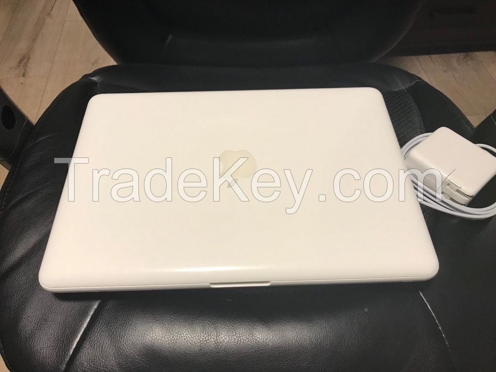 Apple Macbook