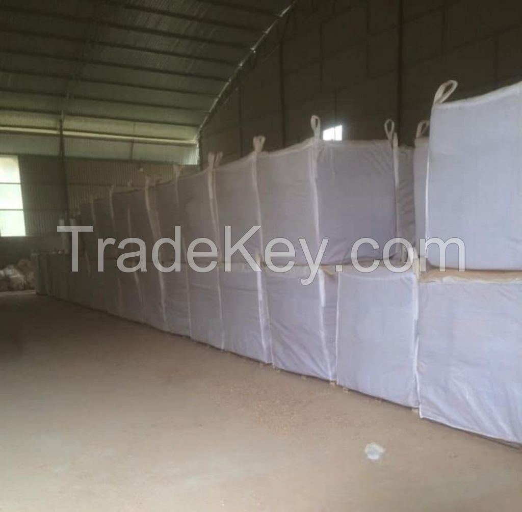 Wholesale High Quality Pine Wood Shavings For Animal Bedding With Low Price From Vietnam