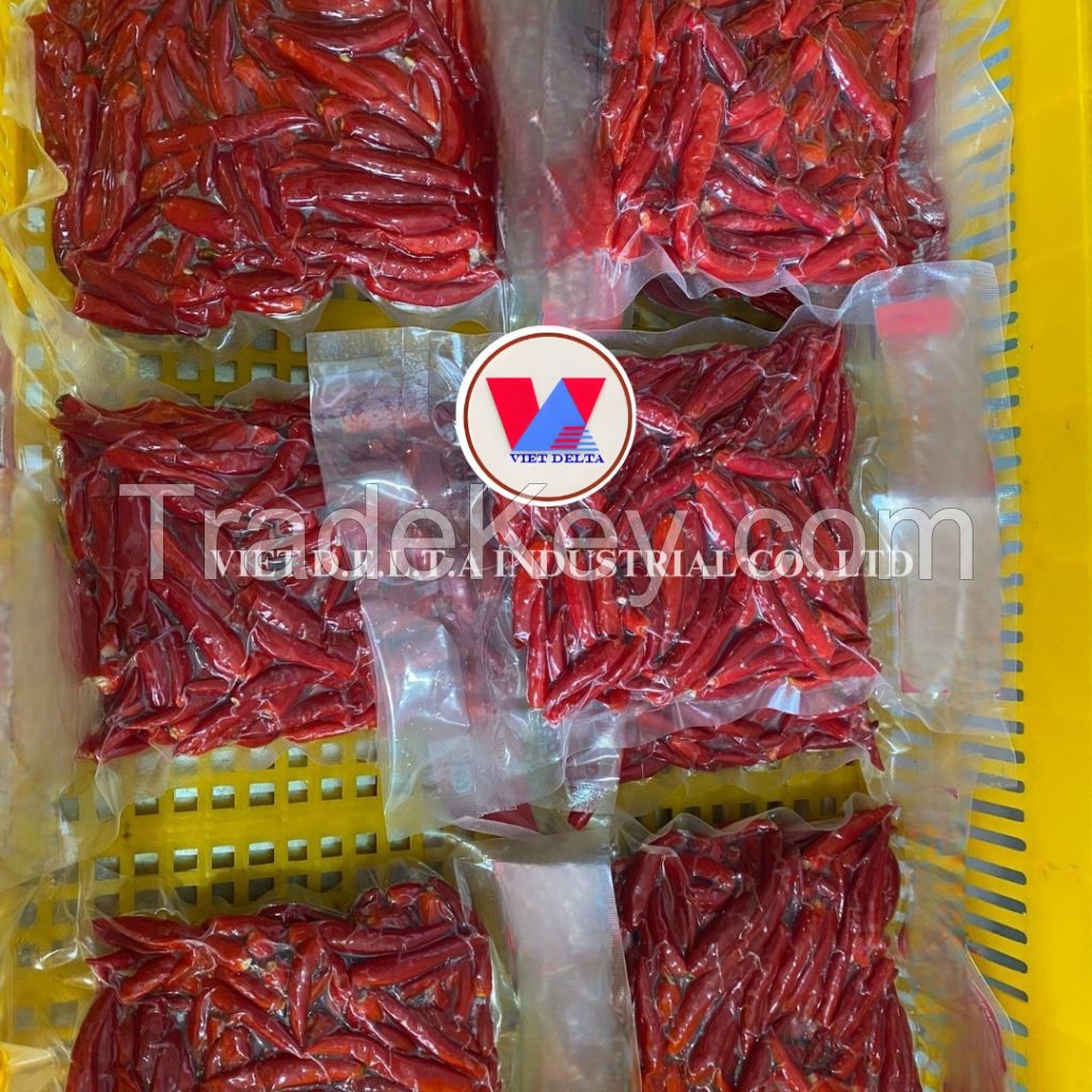 FINEST DRIED CHILI / BOLD AND FRAGRANT / MADE IN VIETNAM