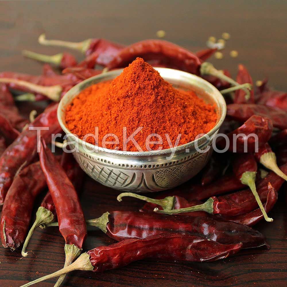 FINEST CHILI POWDER / BOLD AND SPICY / MADE IN VIETNAM