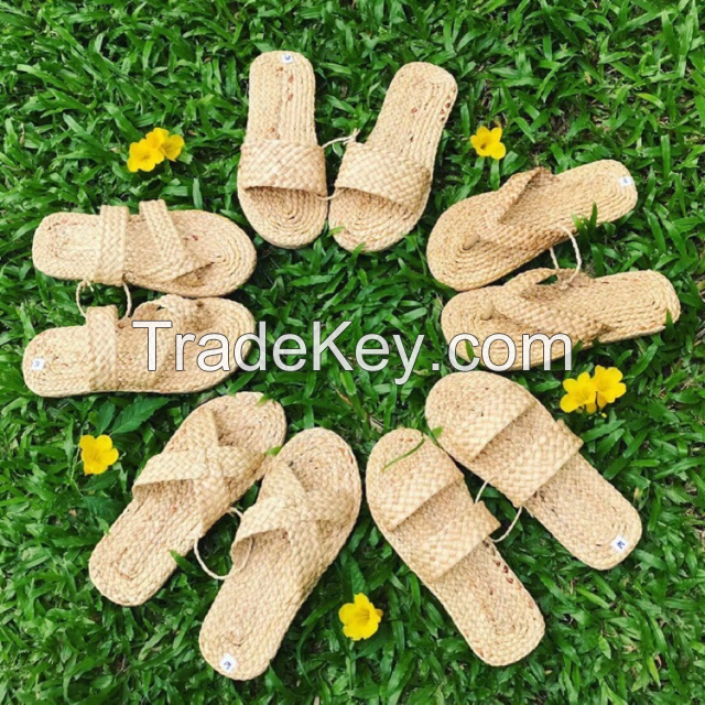 NATURAL WATER HYACINTH SLIPPERS / ECO-FRIENDLY COMFORT / MADE IN VIETNAM