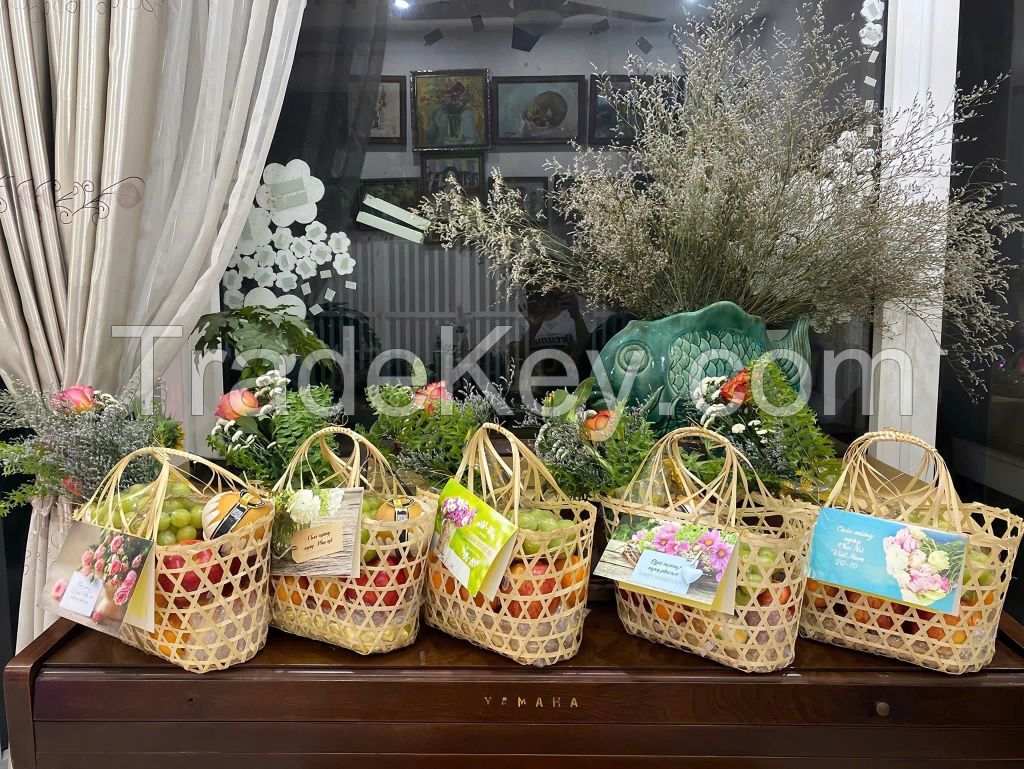 TET BAMBOO GIFT BASKET / NATURAL & ELEGANT PRESENTATION / MADE IN VIETNAM