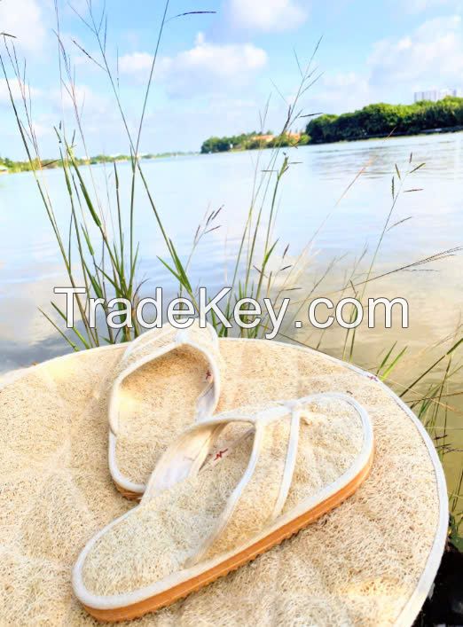 BIODEGRADABLE LOOFAH SLIPPERS / NATURAL COMFORT / MADE IN VIETNAM