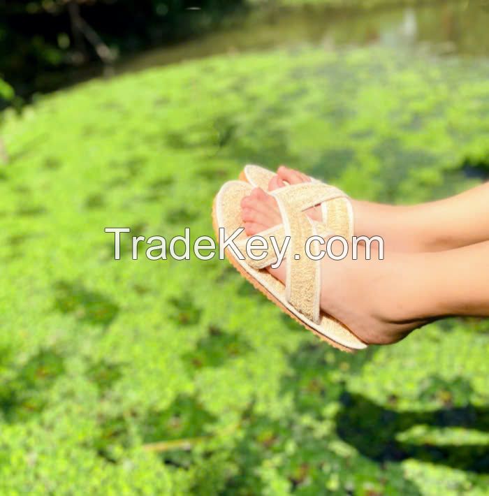 LOOFAH SPA SLIPPERS / REFRESHING AND COMFY / MADE IN VIETNAM