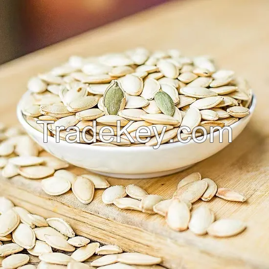 PREMIUM SALT ROASTED PUMPKIN SEEDS / NATURALLY DELICIOUS SNACK / MADE IN VIETNAM