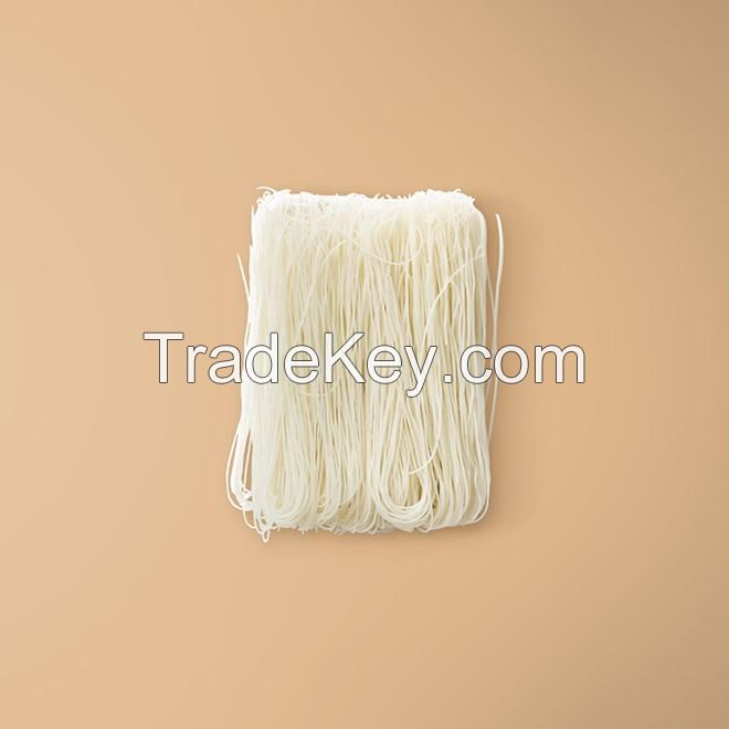 NATURAL RICE NOODLE THREADS / CLEAN EATING / PLANT-BASED ENERGY / PURELY CRAFTED