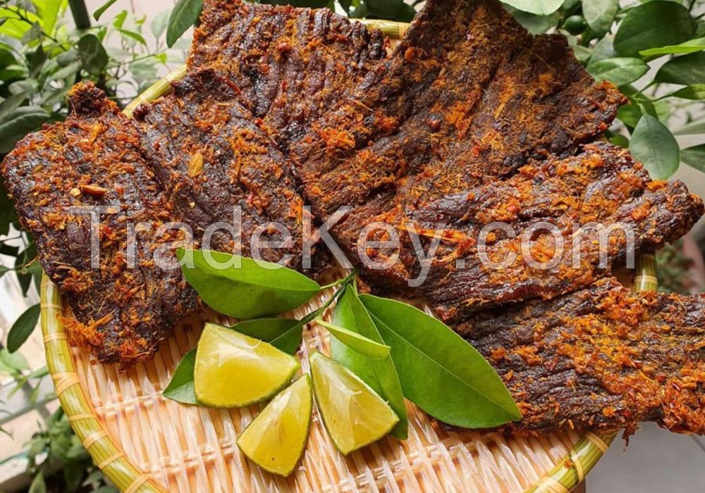 PREMIUM BEEF JERKY / CLEAN LABEL / NO ADDITIVES / SAVORY FLAVOR