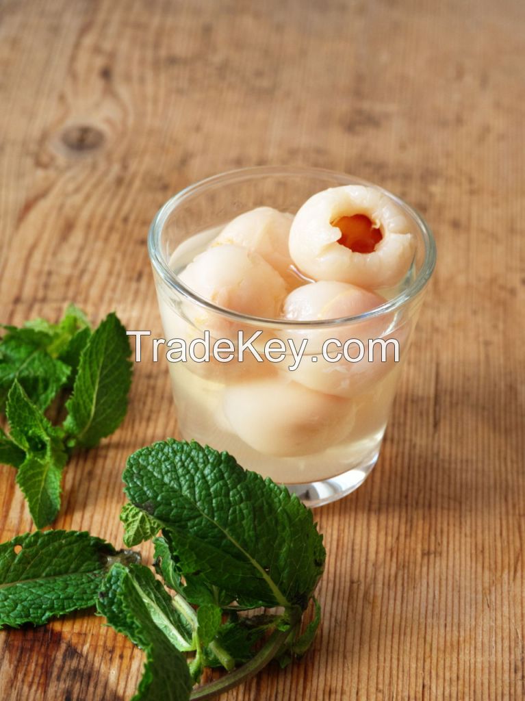 100% NATURAL LYCHEE / CANNED FRUIT / CLEANLY PROCESSED