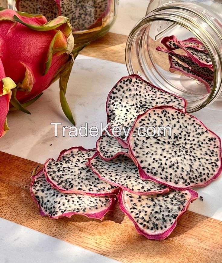 TROPICAL DRAGON FRUIT CRUNCH / NO SUGAR ADDED / CLEAN TREAT