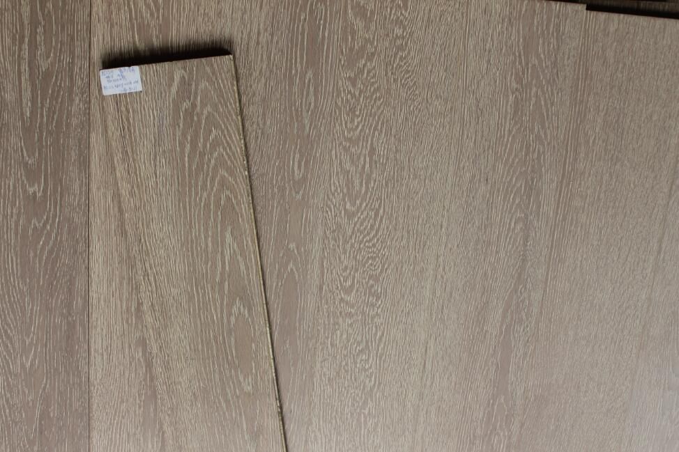 Russian oak Engineered flooring