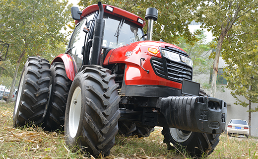 Large Agricultural Farm Wheel Tractor with Double Clutch