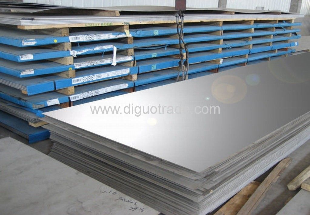 Low alloy steel plate