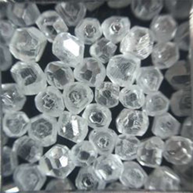 HPHT Synthetic Diamond Rough White Diamond