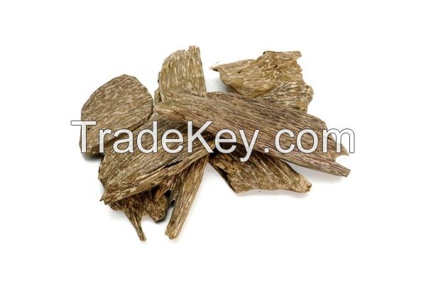 Agar Oudh wood chips from Vietnamese aquiiralia crasna