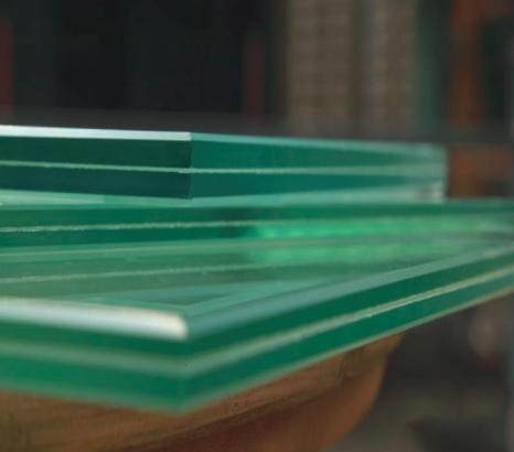 Toughened glass for automobile, laminated glass