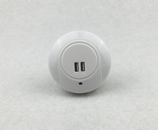 LED NIGHT LIGHT WITH USB CHARGING