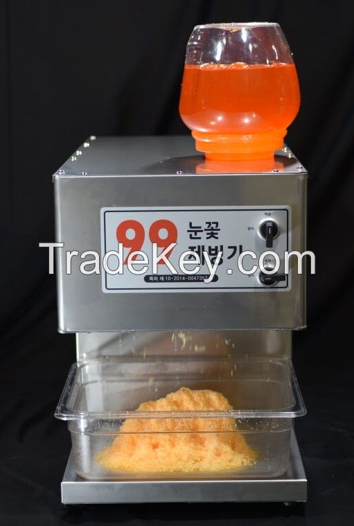 Machine for snowcone, snow cone, ice kacang, kacang, halohalo, kakigori