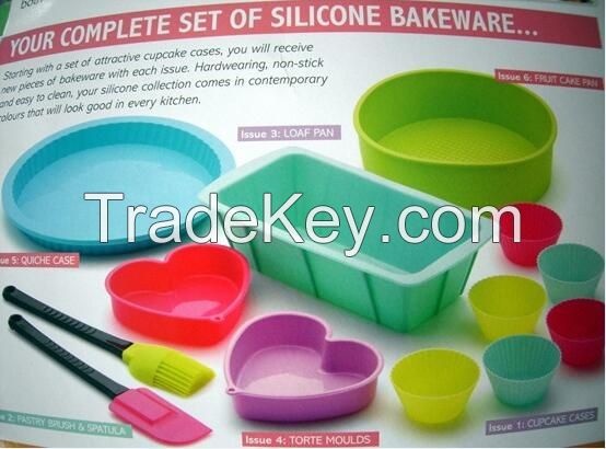 complete set of silicone bakeware