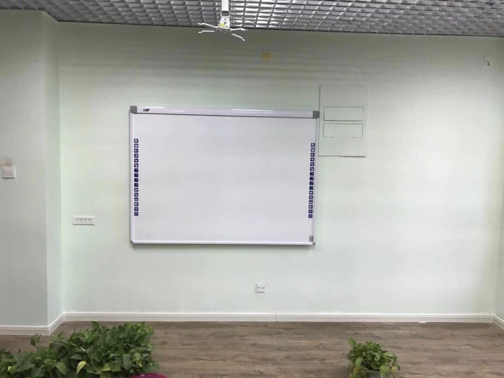 2019 Molyboard infrared intetractive whiteboard with 10 points