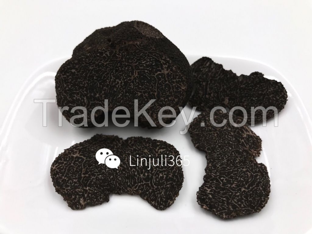 black winter truffles, summer truffles, fresh truffles, tuber melanosporum,