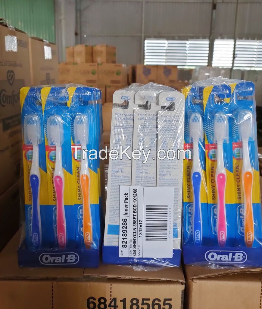 Orral-B Shiny Clean adult toothbrush