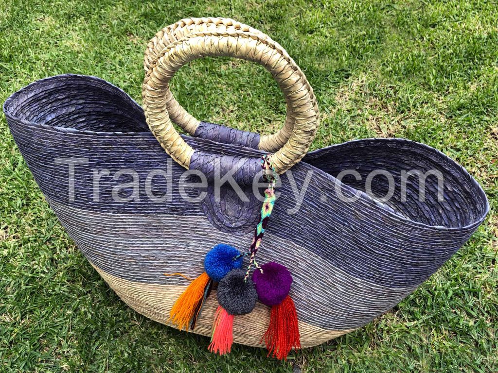 Handmade straw tote bags