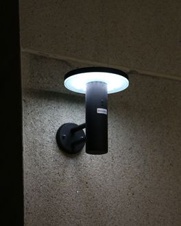 Led Wall Mounted Solar Light For Garden With Lithium Battery