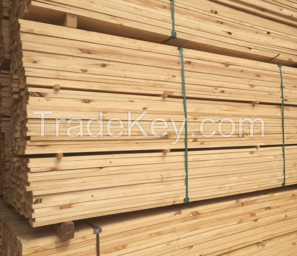 Kiln dried sawn timber wood