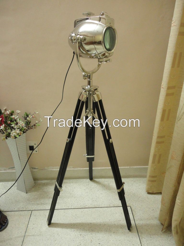 Unique Design Home Decoration Studio Lighting Wood Floor Lamp Tripod Spot Light Luxury floor light