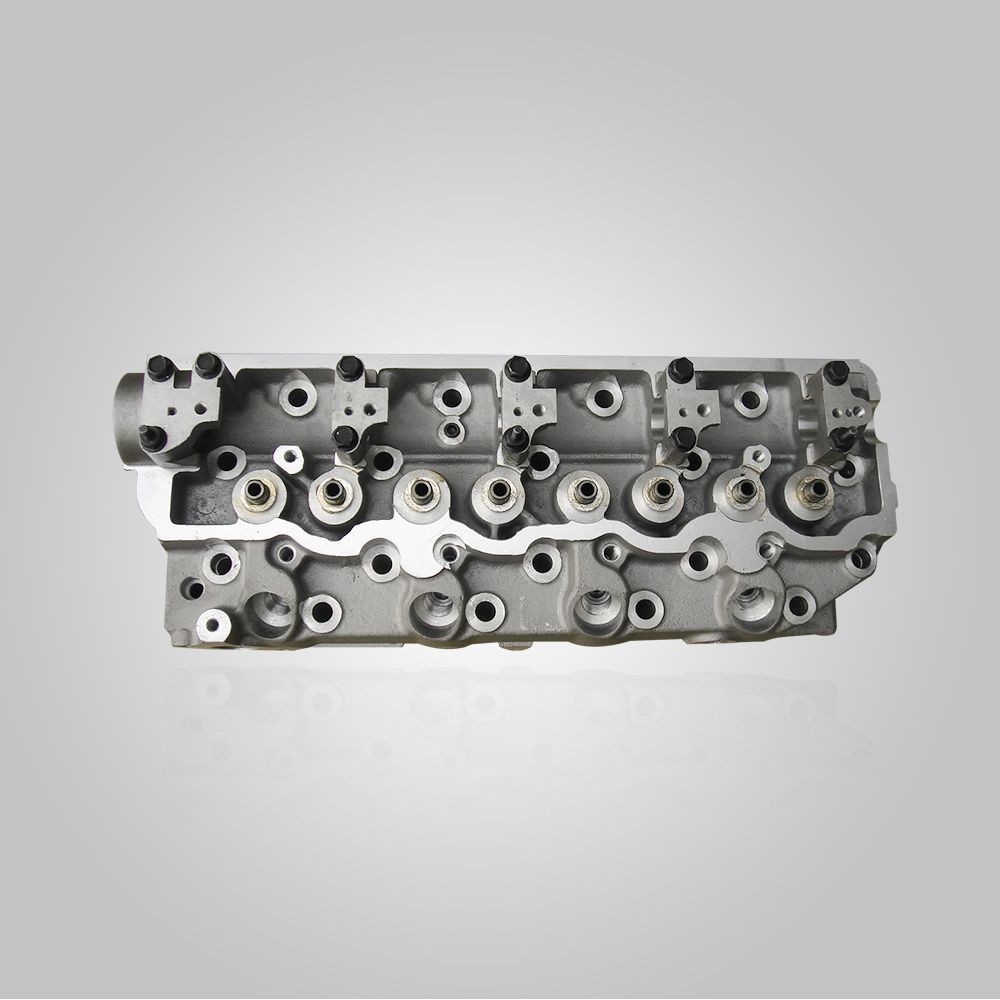 Auto parts FOR Mitsubishi 4D56 908770 Cylinder head engine parts
