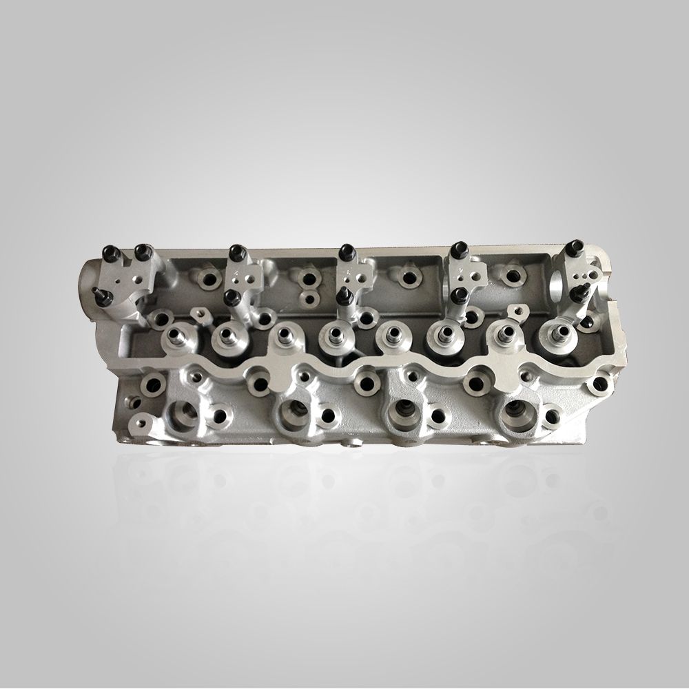 Auto parts FOR Mitsubishi 4D56 908511 Cylinder head engine parts
