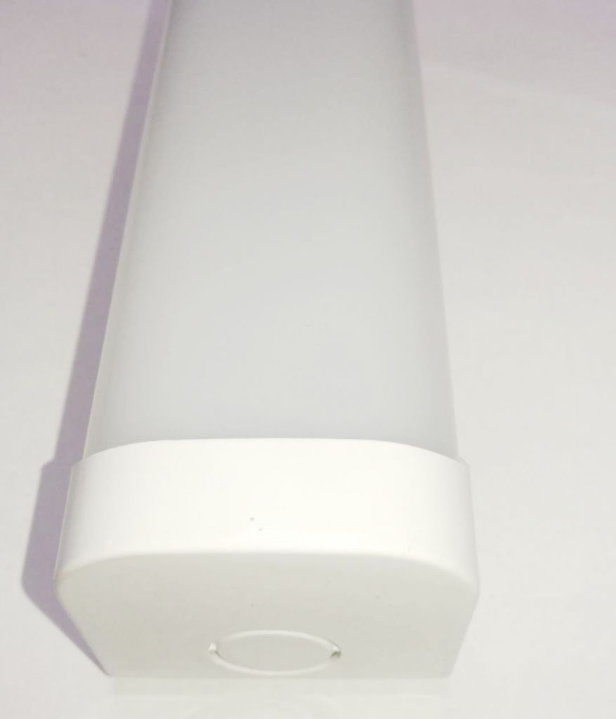 4ft 120lm/W IP40 high output LED linear light