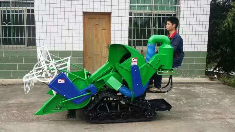 Mini grain harvester