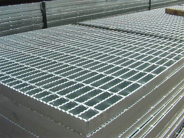 serrated black steel grating