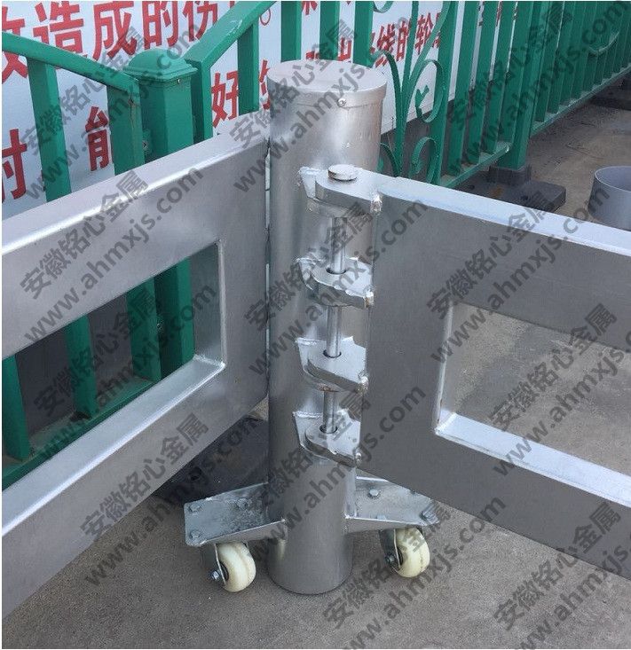 Traffic Folding Barrier Roadway guardrail