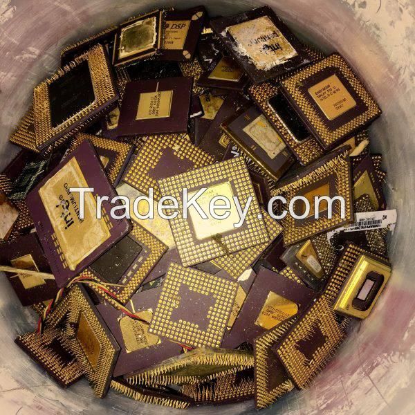 PENTIUM PRO GOLD CERAMIC CPU SCRAP 