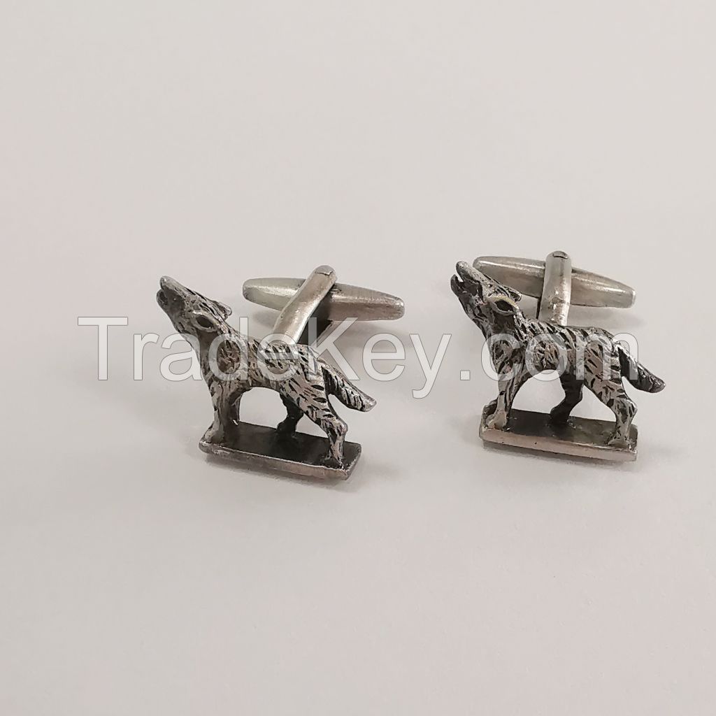 Wolf Cufflink