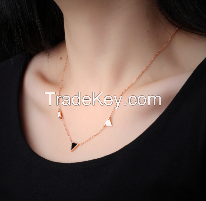 Triangle Necklace-N13