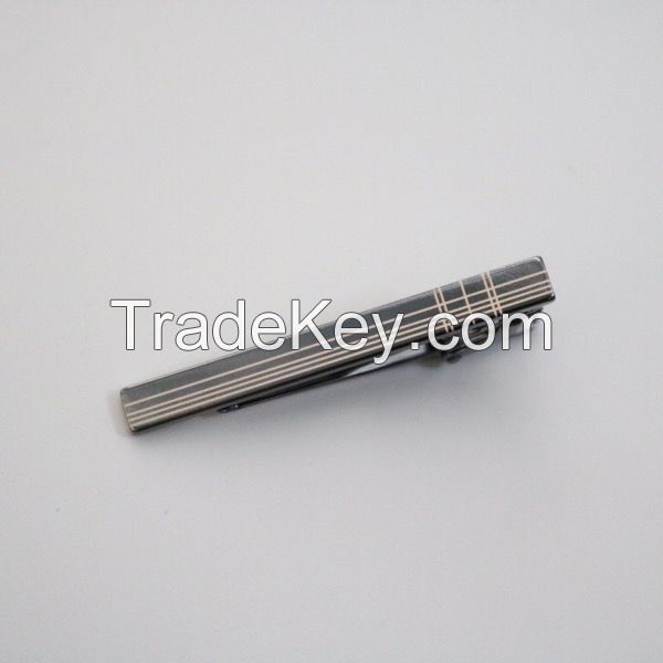 Cross Stripes Black Tie Clip